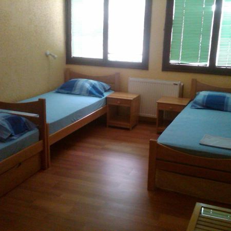 Hostel Av Palanka Екстер'єр фото
