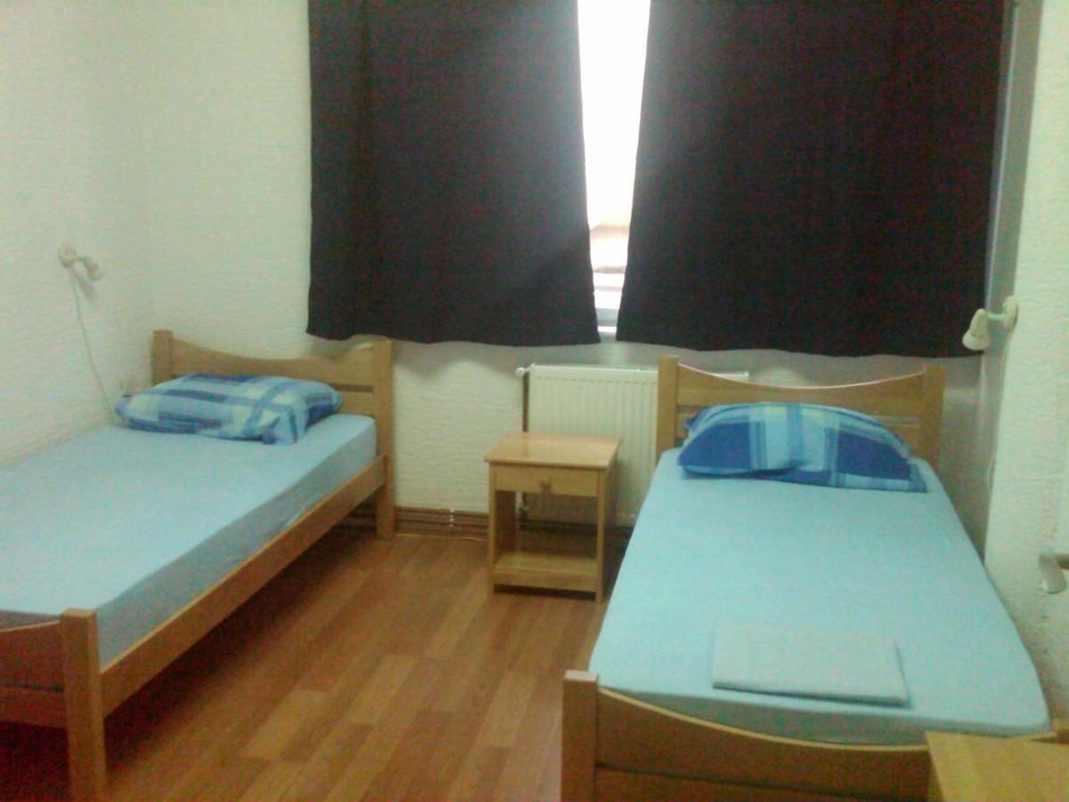 Hostel Av Palanka Екстер'єр фото